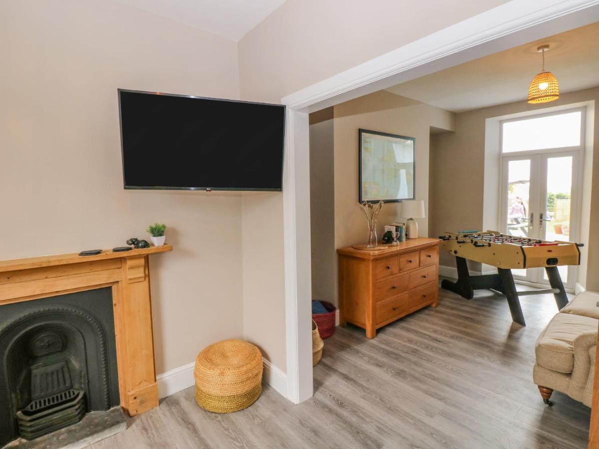54 Pencoed Road Βίλα Burry Port Εξωτερικό φωτογραφία