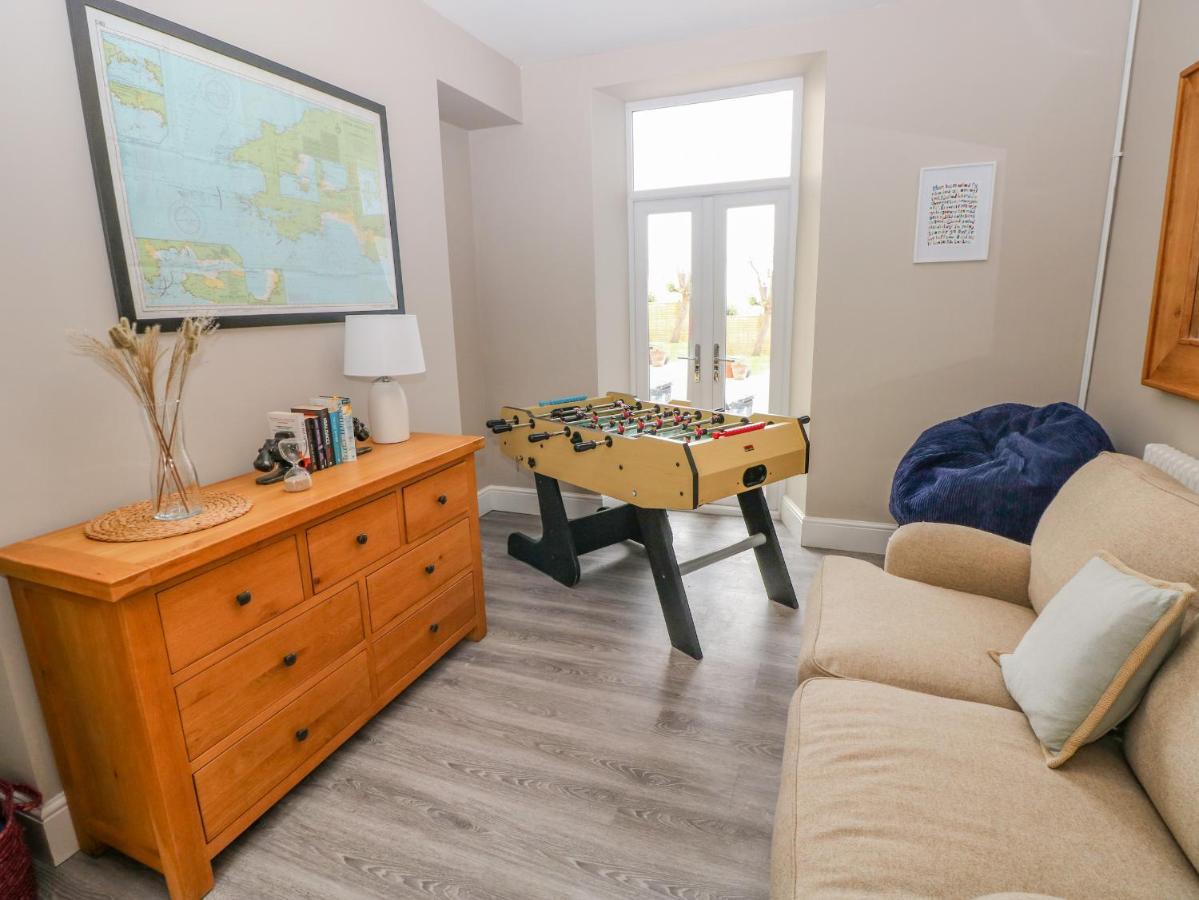 54 Pencoed Road Βίλα Burry Port Εξωτερικό φωτογραφία