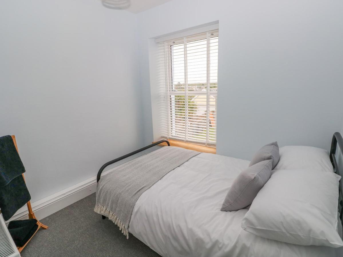 54 Pencoed Road Βίλα Burry Port Εξωτερικό φωτογραφία