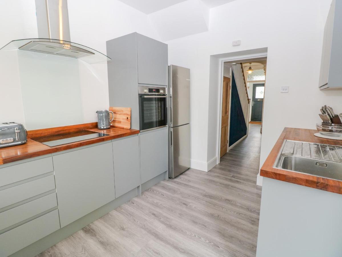 54 Pencoed Road Βίλα Burry Port Εξωτερικό φωτογραφία